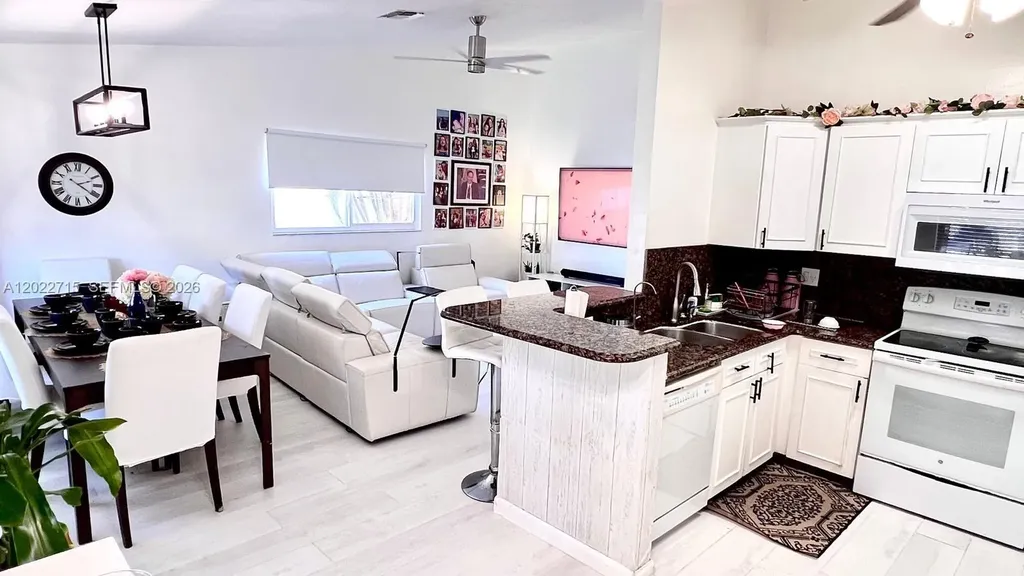10669 Boca Entrada Boulevard Palm Beach FL 33428