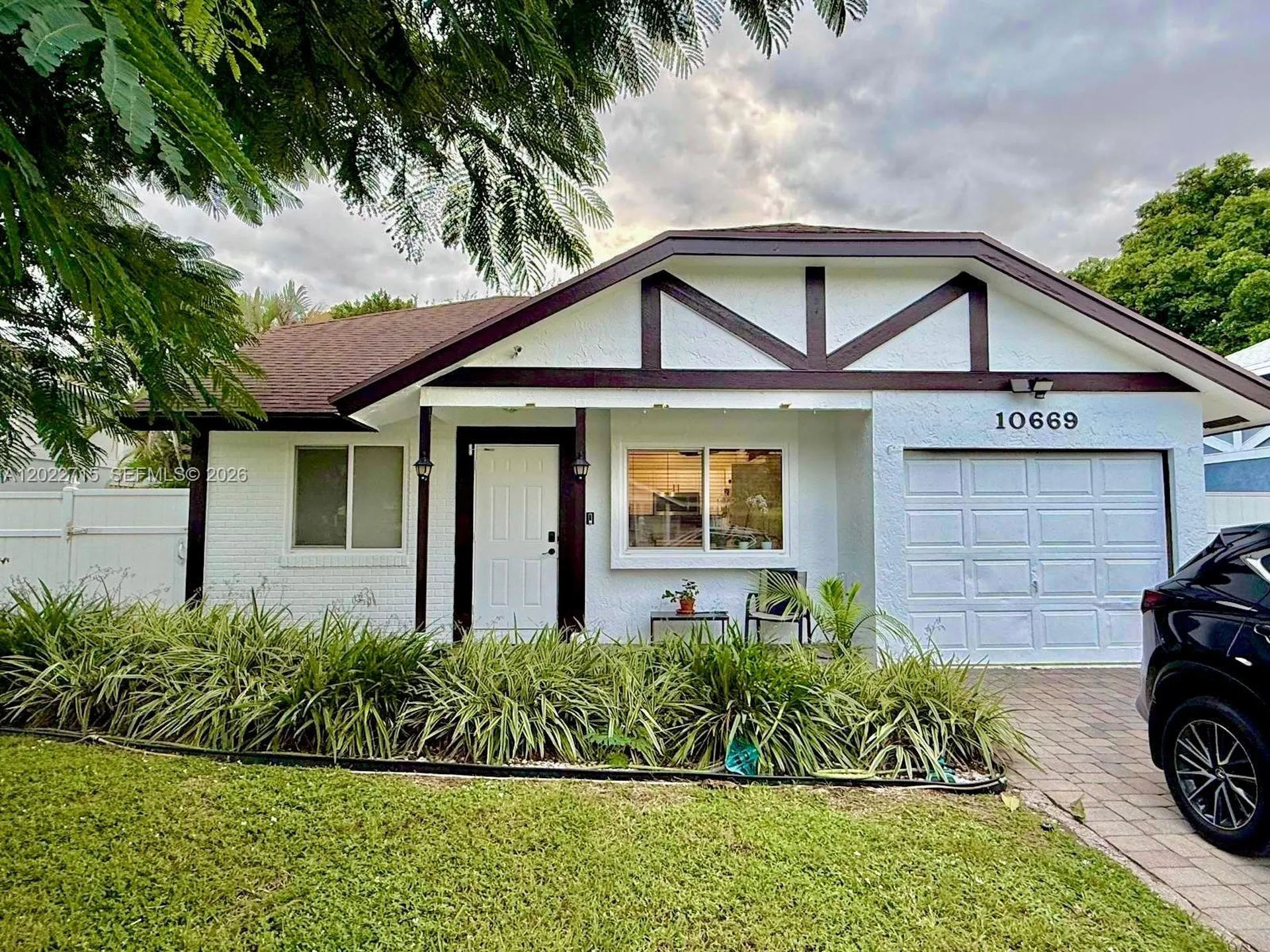 10669 Boca Entrada Boulevard Palm Beach FL 33428