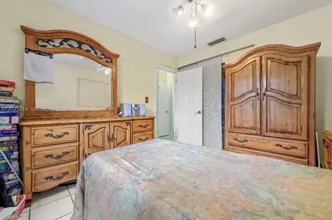 7311 SW 139th Avenue Miami FL 33183