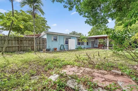 7311 SW 139th Avenue Miami FL 33183