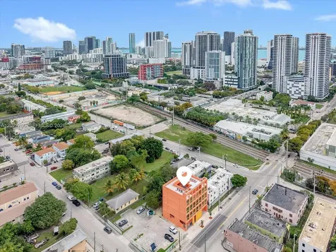 123 NW 14th Street Miami FL 33136