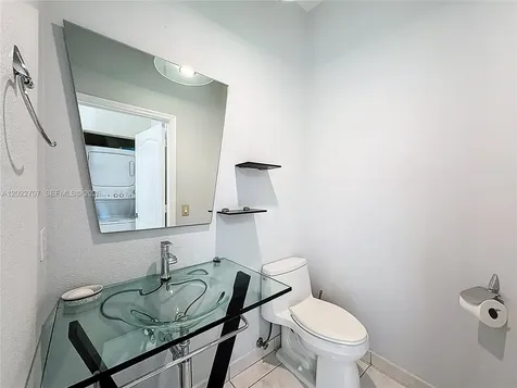 781 NE 195th Street Miami FL 33179