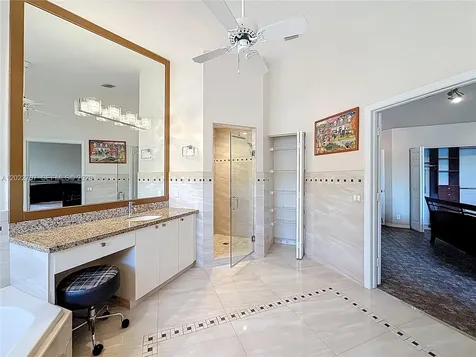 781 NE 195th Street Miami FL 33179
