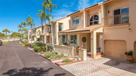 781 NE 195th Street Miami FL 33179