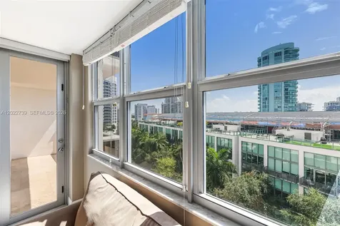 6039 Collins Avenue Miami Beach FL 33140