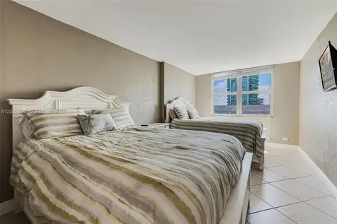 6039 Collins Avenue Miami Beach FL 33140
