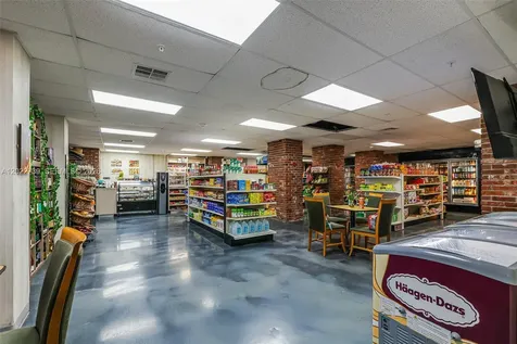 6039 Collins Avenue Miami Beach FL 33140