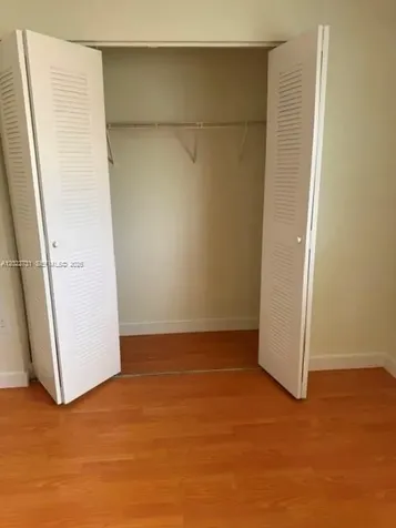 9475 Palm Creek N Pembroke Pines FL 33025