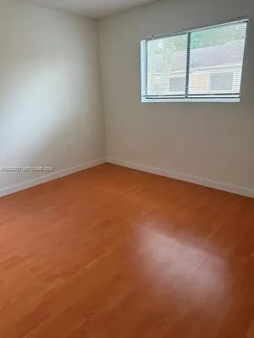 9475 Palm Creek N Pembroke Pines FL 33025