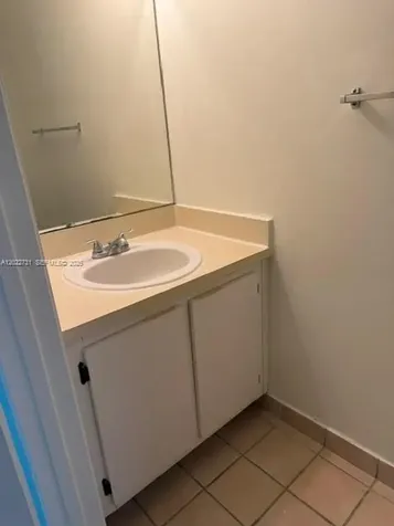 9475 Palm Creek N Pembroke Pines FL 33025
