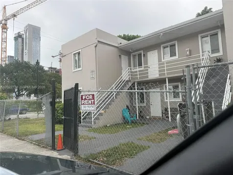 Miami FL 33136