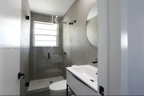 324 Washington Avenue Miami Beach FL 33139