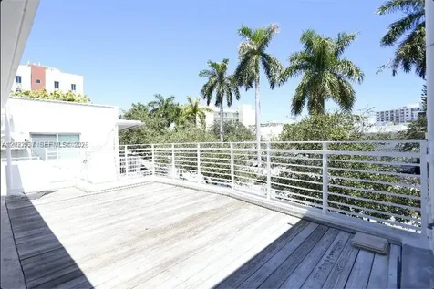 324 Washington Avenue Miami Beach FL 33139