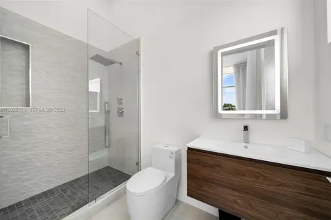 1201 W 47th Street Miami Beach FL 33140