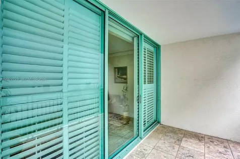 3400 SW 27th Avenue Miami FL 33133