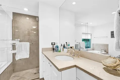 3400 SW 27th Avenue Miami FL 33133