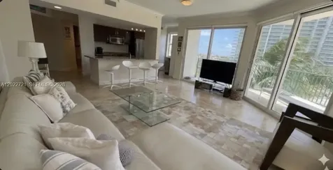 20000 E Country Club Drive Aventura FL 33180