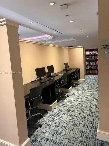 20000 E Country Club Drive Aventura FL 33180