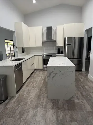6950 W Wedgewood Avenue Davie FL 33331