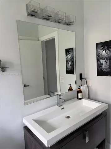 6950 W Wedgewood Avenue Davie FL 33331