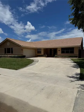6950 W Wedgewood Avenue Davie FL 33331