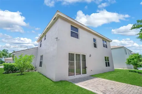 18011 SW 41st Street Miramar FL 33029