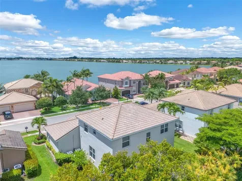 18011 SW 41st Street Miramar FL 33029