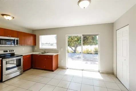 19420 NW 32nd Avenue Miami Gardens FL 33056