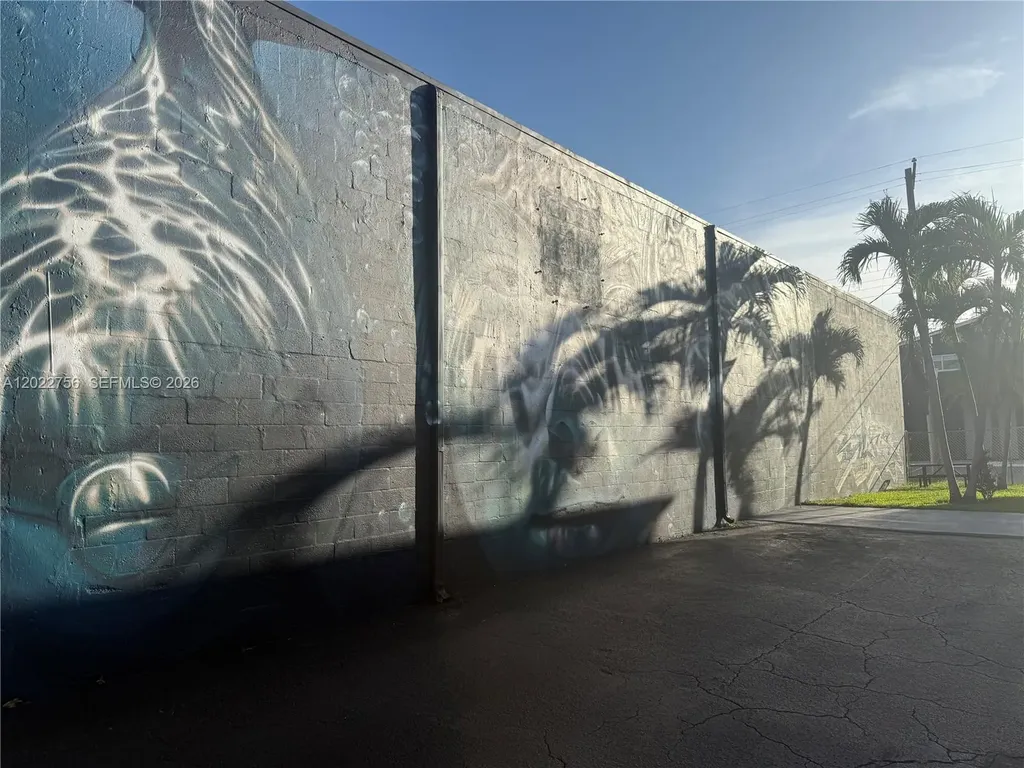 715 NE 2nd Avenue Fort Lauderdale FL 33304
