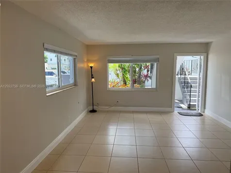 715 NE 2nd Avenue Fort Lauderdale FL 33304