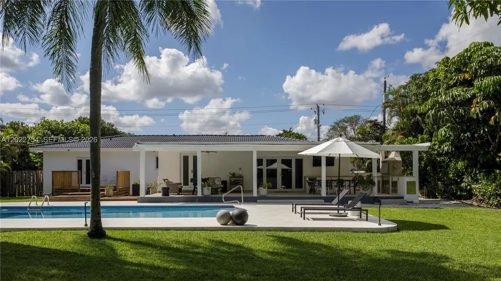 7825 SW 72nd Avenue Miami FL 33143