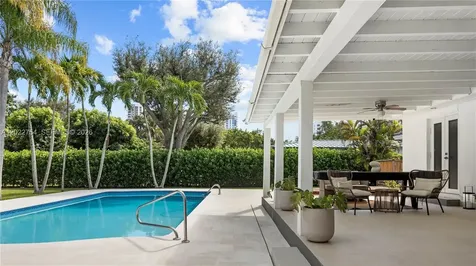 7825 SW 72nd Avenue Miami FL 33143