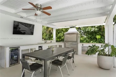 7825 SW 72nd Avenue Miami FL 33143