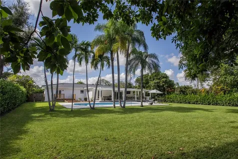 7825 SW 72nd Avenue Miami FL 33143