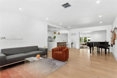 7825 SW 72nd Avenue Miami FL 33143