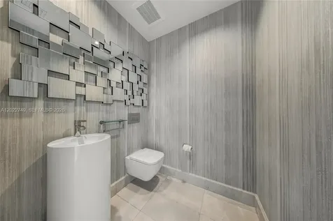 18501 Collins Avenue Sunny Isles Beach FL 33160