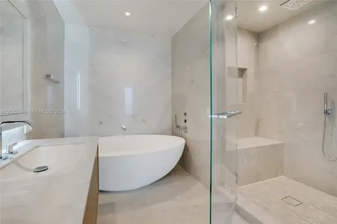 18501 Collins Avenue Sunny Isles Beach FL 33160