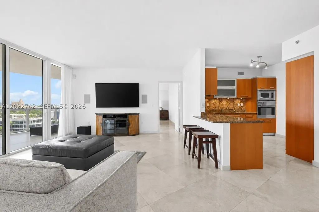 400 Alton Road Miami Beach FL 33139