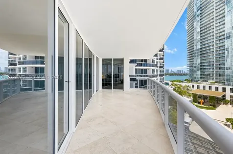 400 Alton Road Miami Beach FL 33139