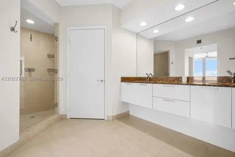 400 Alton Road Miami Beach FL 33139
