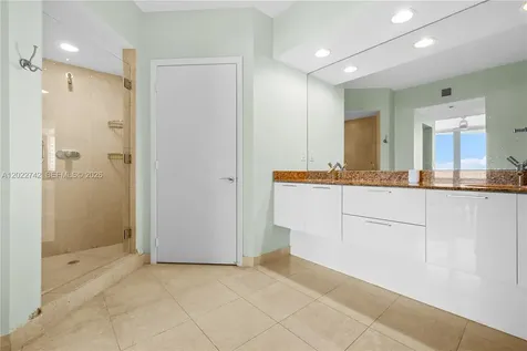 400 Alton Road Miami Beach FL 33139
