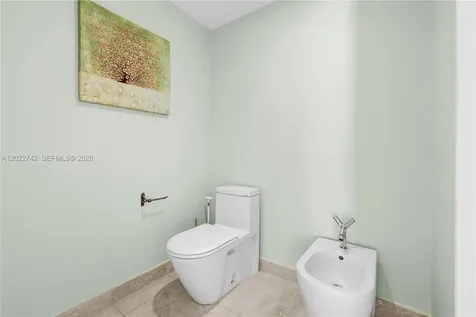 400 Alton Road Miami Beach FL 33139