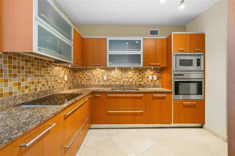 400 Alton Road Miami Beach FL 33139