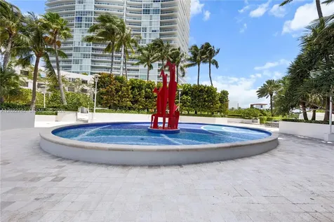 400 Alton Road Miami Beach FL 33139