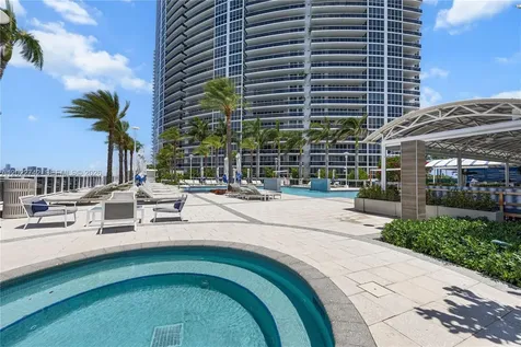 400 Alton Road Miami Beach FL 33139