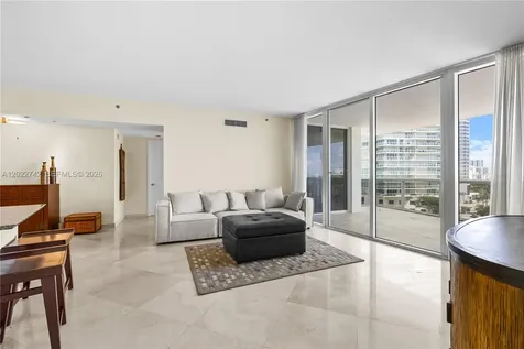 400 Alton Road Miami Beach FL 33139