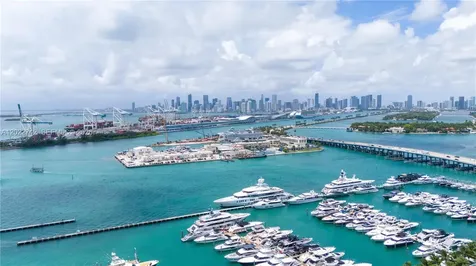 400 Alton Road Miami Beach FL 33139