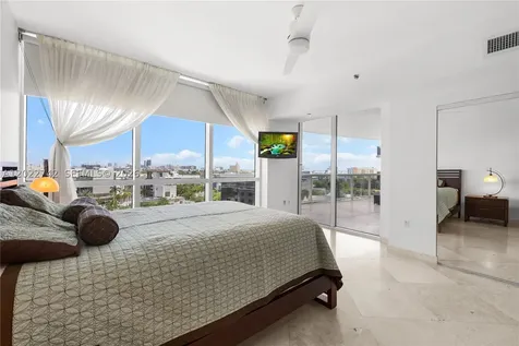 400 Alton Road Miami Beach FL 33139
