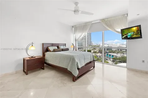 400 Alton Road Miami Beach FL 33139