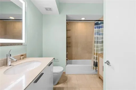 400 Alton Road Miami Beach FL 33139